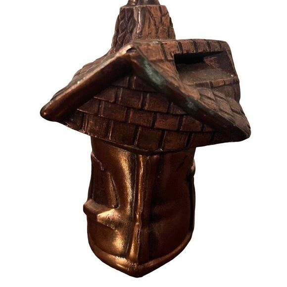 Old Mother Hubbard Shoe House Cast Bank - Picture 5 of 10